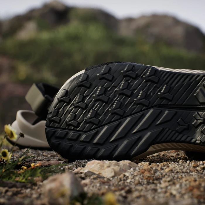 adidas Terrex Hydroterra olive strata/core black/wonder beige