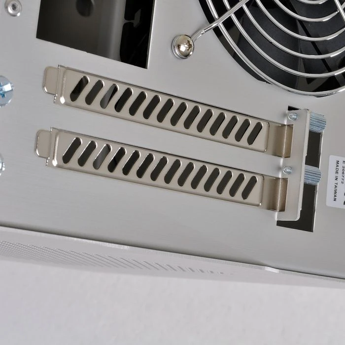 Lian Li PC-Q33A silber, Mini-ITX