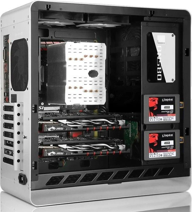 Jonsbo UMX4, silber