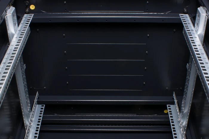 Rockstable 19" Serverschrank 37HE, Sicherheitsglastür, IP2X, schwarz, 600mm tief