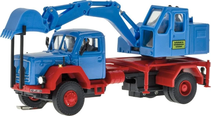 Viessmann - Spur H0 - CarMotion - MAGIRUS DEUTZ 2-achs Eckhauber mit Baggeraufbau