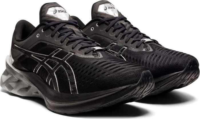 Asics Novablast Platinum black/pure silver (Herren)