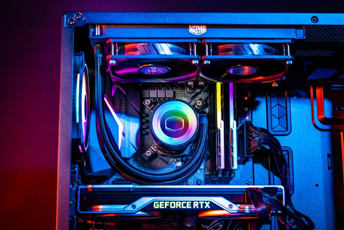 Cooler Master MasterLiquid ML240 Mirror