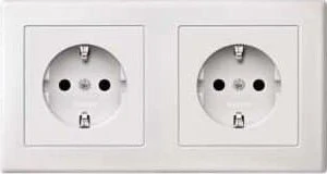 Merten System M M-Smart SCHUKO-Doppel-Steckdose Steckklemmen, polarweiß