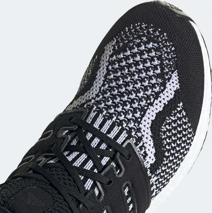 adidas Ultraboost DNA 5.0 core black/cloud white (Herren)
