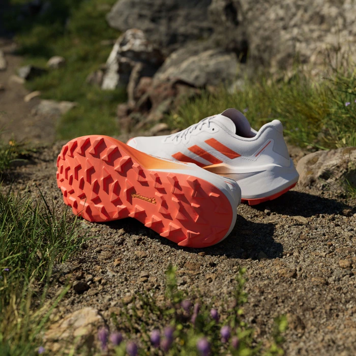 adidas Terrex Agravic 3 cloud white/semi impact orange/dash grey (Damen)