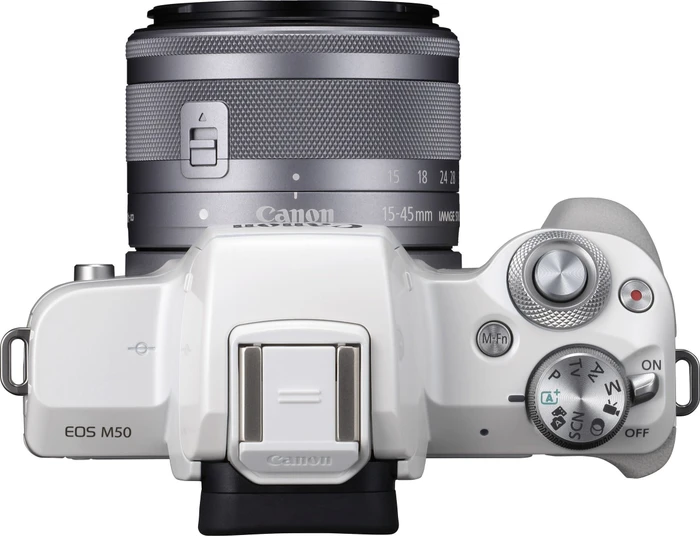 Canon EOS M50 weiß mit Objektiv EF-M 15-45mm 3.5-6.3 IS STM