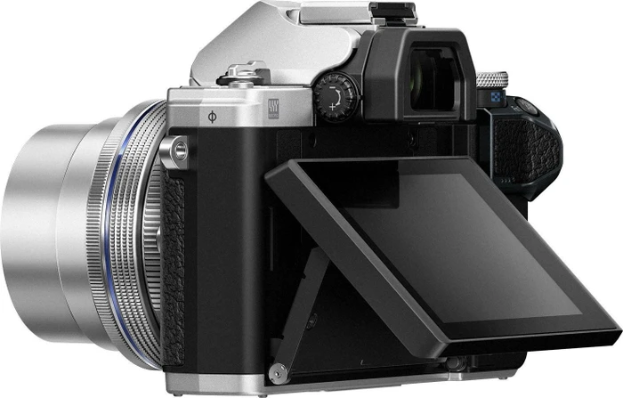 Olympus OM-D E-M10 Mark III silber mit Objektiv M.Zuiko digital ED 14-42mm 3.5-5.6 EZ und M.Zuiko digital ED 40-150mm 4.0-5.6 R MSC
