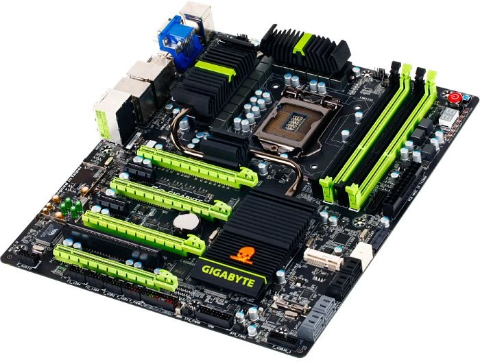 GIGABYTE G1.Sniper 3 (Intel 1155)