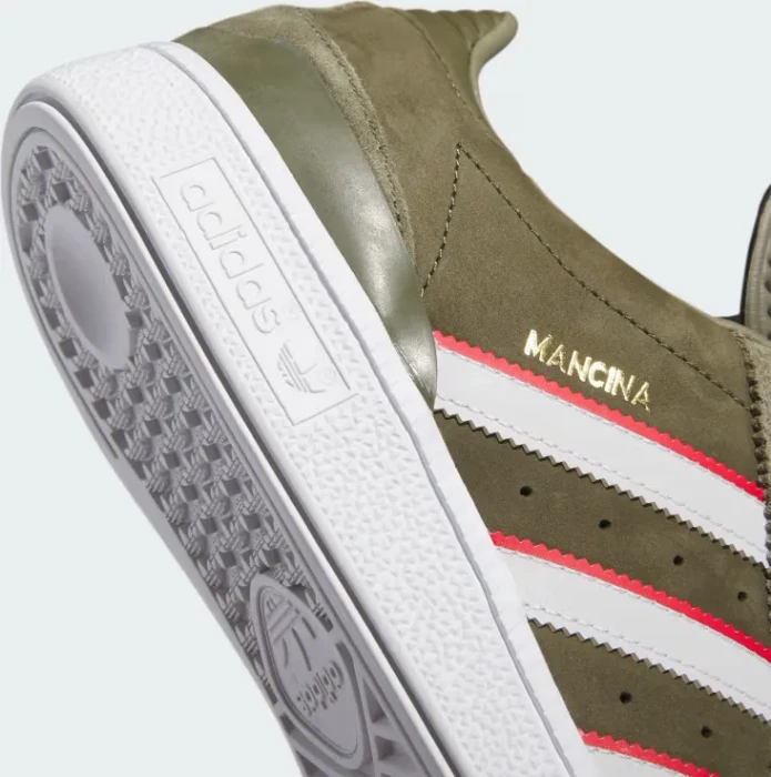adidas Busenitz olive strata/red/cloud white (Herren)