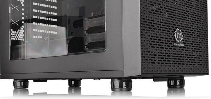 Thermaltake Core X31, Acrylfenster