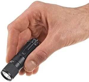 Fenix PD20 Taschenlampe