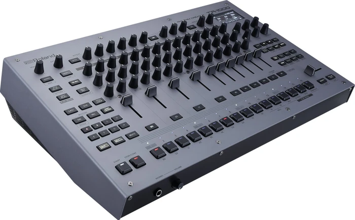 Roland TR-1000 Rhythm Creator