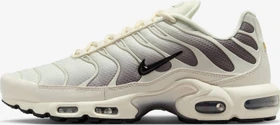Nike Air Max Plus light orewood brown/soft pearl/cave stone/black (Herren)