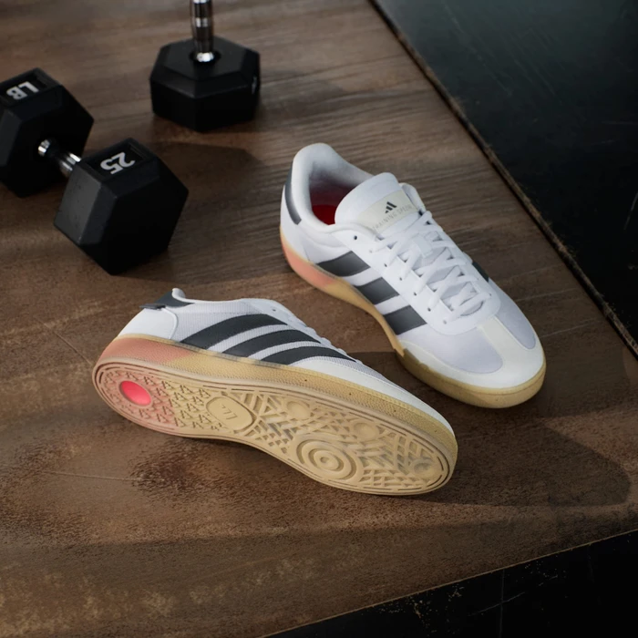 adidas Spezial Training cloud white/core black/lucid red