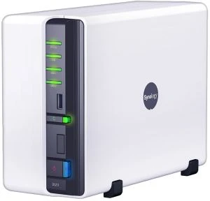 Synology DiskStation DS211, 256MB RAM, 1x RJ-45 1000Base-T, 3x USB-A 2.0