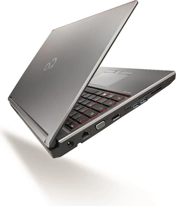Fujitsu Celsius H760, Core i5-6440HQ, 8GB RAM, 256GB SSD, Quadro M600M, DE