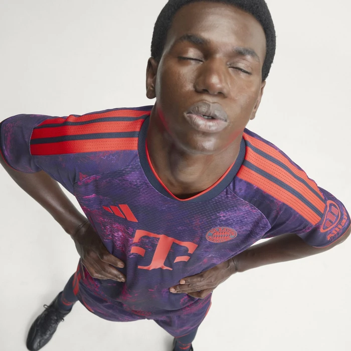 adidas FC Bayern München Authentic 2026/2027 Ausweichtrikot kurzarm (Herren)
