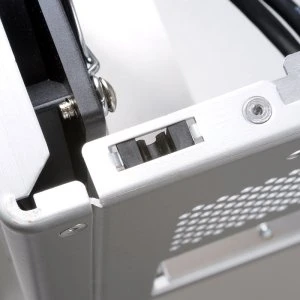 Lian Li PC-Q09FNA silber, Mini-ITX, 300W SFX