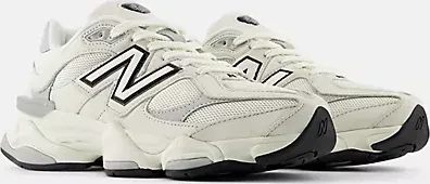 New Balance 9060 sea salt/raincloud/black