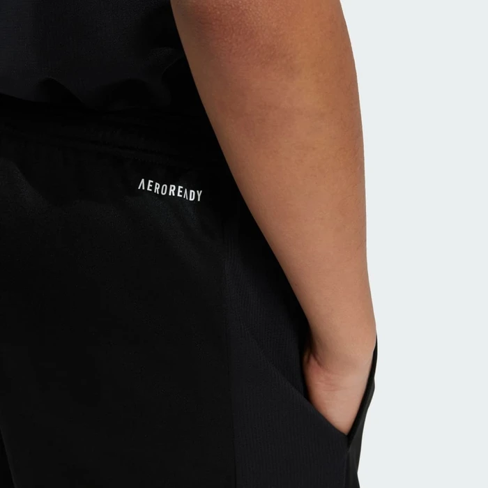 adidas Train Essentials Logo Regular Fit Shorts schwarz/weiß (Junior)