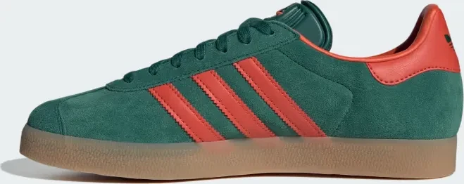 adidas Gazelle collegiate green/preloved red/gum (Herren)