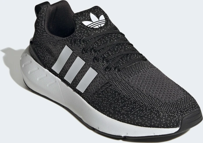 adidas Swift Run 22 core black/cloud white/grey five