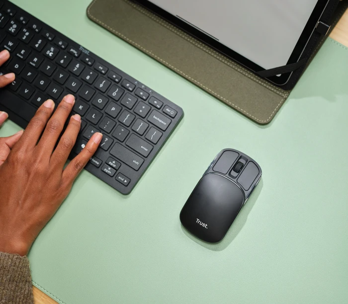 Trust Zylo Foldable Pocket Wireless Mouse schwarz, USB