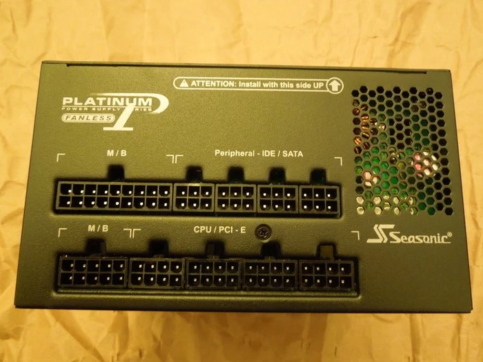 Seasonic Platinum Series Fanless 400W, ATX 2.3