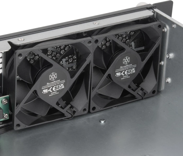 SilverStone RM23-502-MINI, Rackmount Storage, schwarz/grau, 2HE, ATX