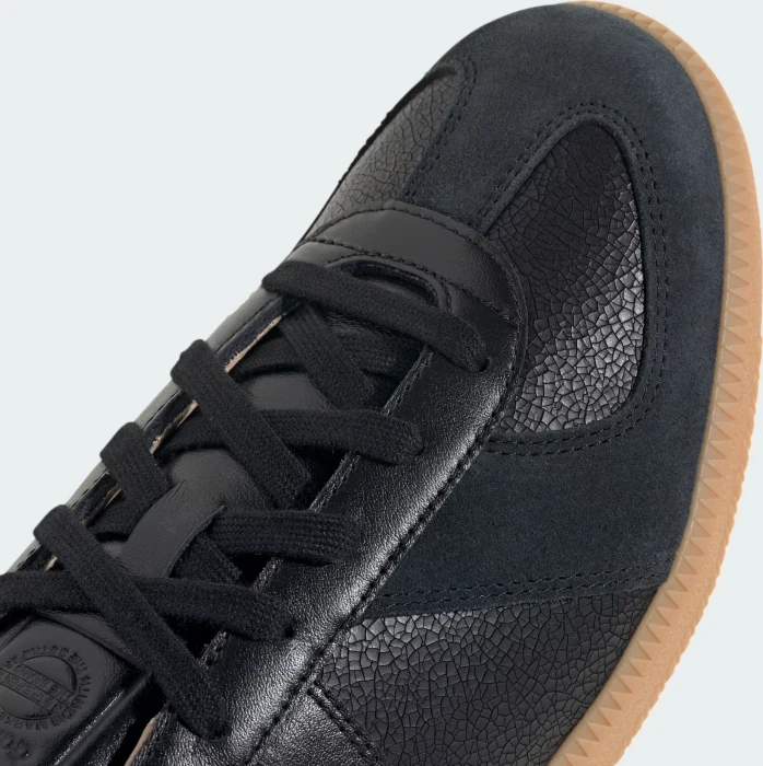 adidas BW Army core black/gum (Damen)