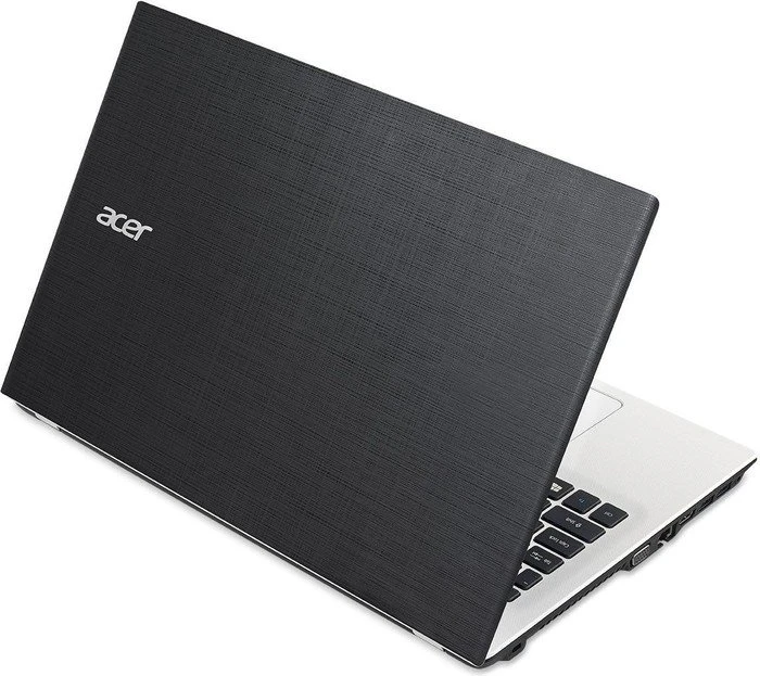 Acer Aspire E5-574G-50XY, weiß, Core i5-6200U, 4GB RAM, 500GB HDD, GeForce 920M, DE