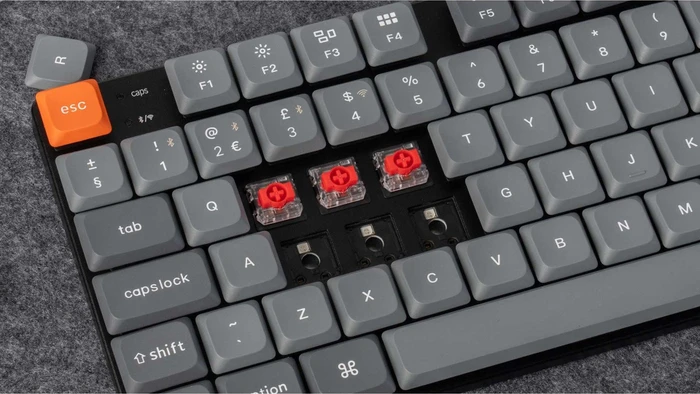Keychron K13 Max, TKL+NUM, grau/orange, LEDs RGB, hot-swap, Gateron LOW PROFILE 2.0 BROWN, USB/Bluetooth, DE