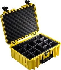 B&W International Outdoor Case Typ 5000 Koffer gelb mit variabler Facheinteilung
