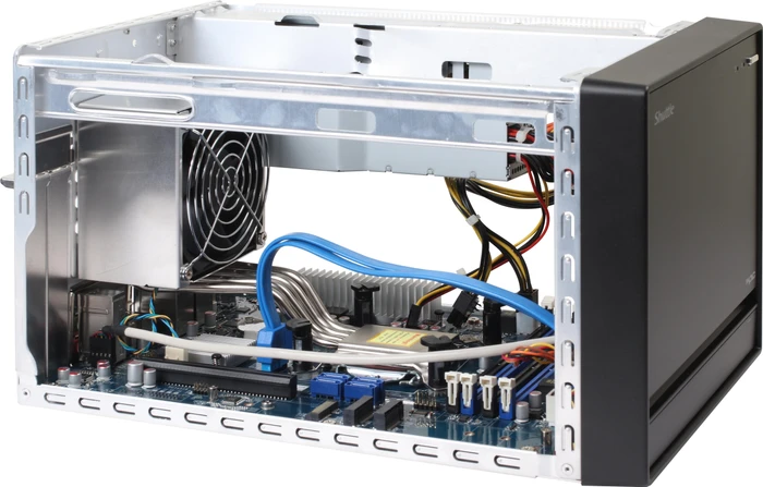 Shuttle XPC cube SZ270R8