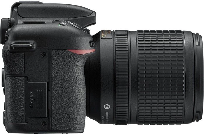 Nikon D7500 mit Objektiv AF-S DX 18-140mm 3.5-5.6 G ED VR