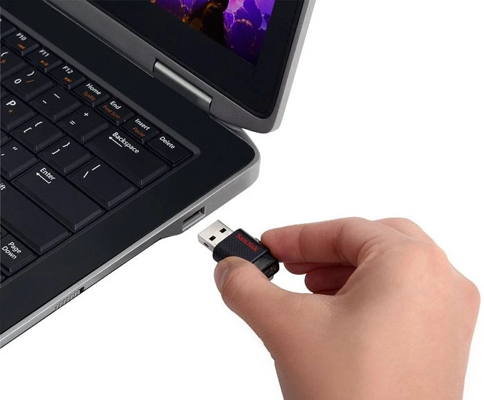SanDisk Ultra Dual 16GB, USB-A + USB Micro-B, USB 2.0