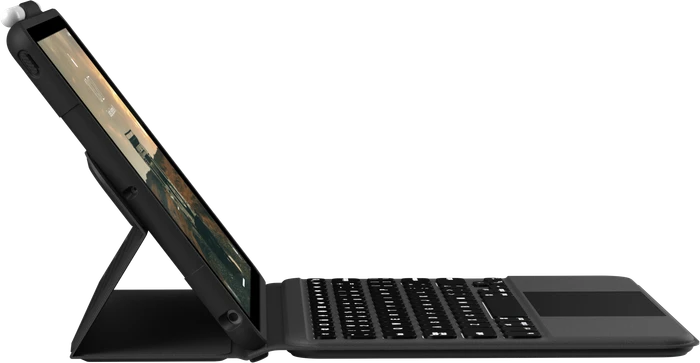 UAG Rugged Bluetooth Keyboard with Trackpad für iPad 7/iPad 8/iPad 9, schwarz, DE