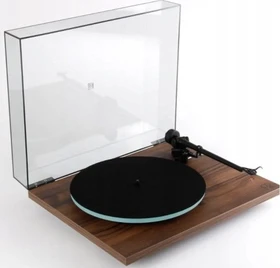 Rega Planar 2 walnuss (mit Tonabnehmer Rega Carbon)