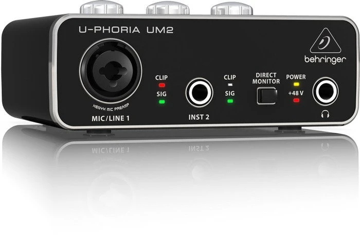 Behringer U-Phoria UM2