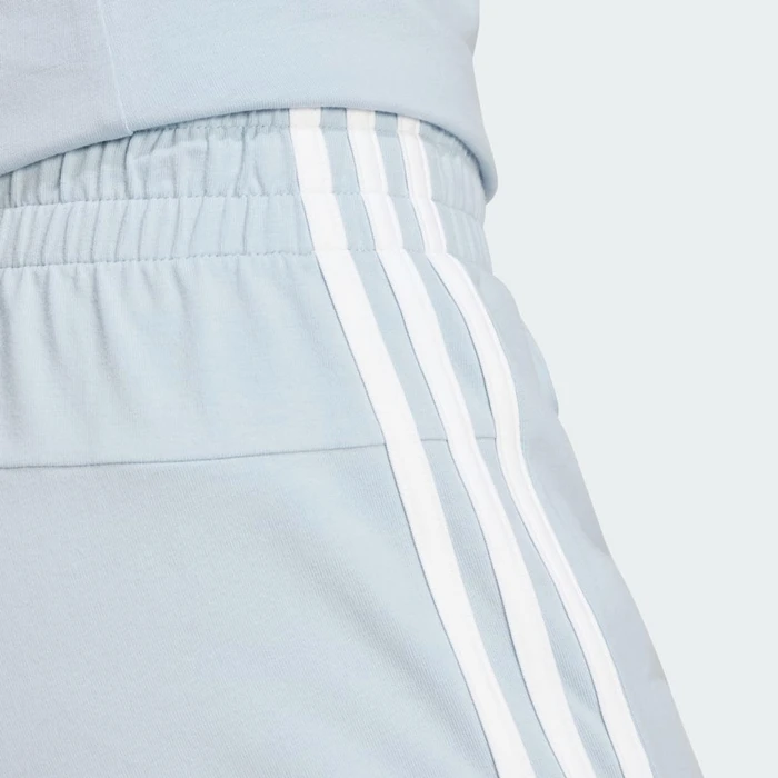 adidas Essentials Slim 3-Streifen Shorts wonder blue (Damen)