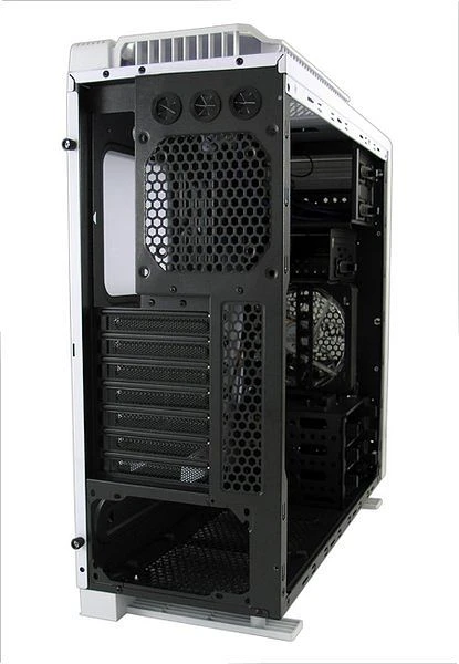 LC-Power Pro-930W Alliance