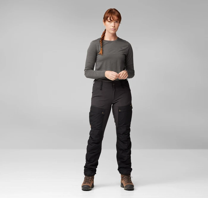 Fjällräven Keb Curved Hose lang schwarz (Damen)
