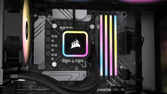 Corsair Dominator Titanium RGB grau UDIMM 64GB Kit, DDR5-6000, CL30-36-36-76