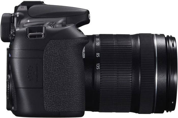 Canon EOS 70D mit Objektiv EF-S 18-135mm 3.5-5.6 IS STM