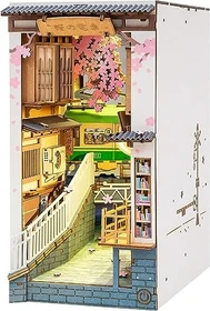 Rolife Book Nook Sakura Densya