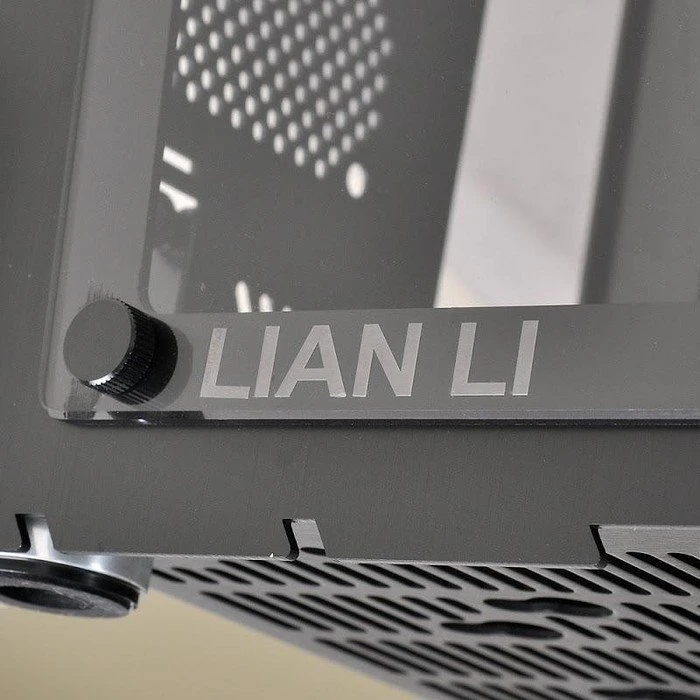Lian Li PC-Q17WX schwarz, Acrylfenster, Mini-ITX