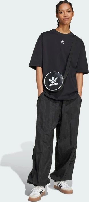 adidas Essentials Boyfriend T-Shirt kurzarm schwarz (Damen)