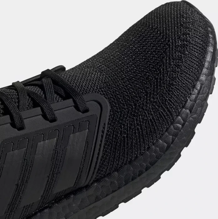 adidas Ultraboost 20 core black/gold metallic (Herren)