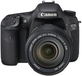 Canon EOS 7D mit Objektiv EF-S 15-85mm 3.5-5.6 IS USM und EF 70-300mm 4.0-5.6 IS USM